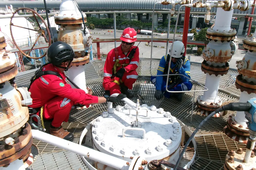 Dokumentasi proyek: Advis Teknis Keselamatan: Bekerja di Ketinggian, Pertamina Patra Niaga